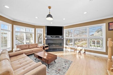 Tiny photo for 1192 CLARENCE Avenue #1, Oak Park, IL 60304 (MLS # 12548705)