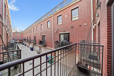 Tiny photo for 1192 CLARENCE Avenue #1, Oak Park, IL 60304 (MLS # 12548705)