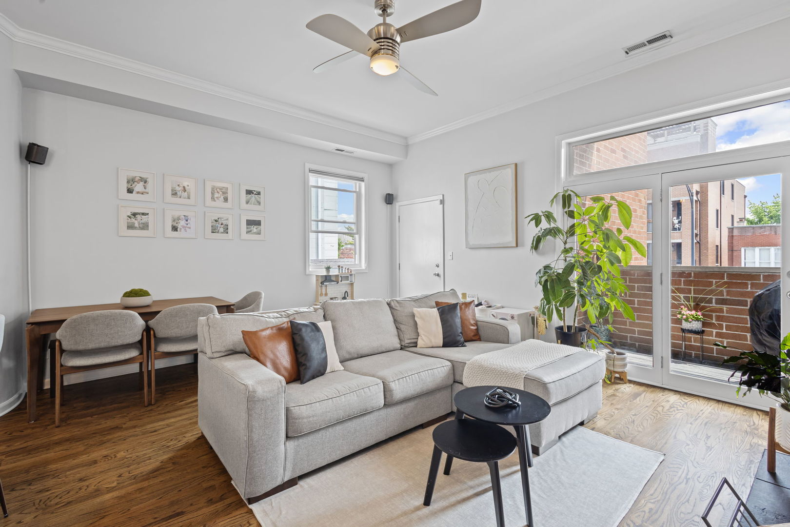 1942 W Armitage Avenue 2