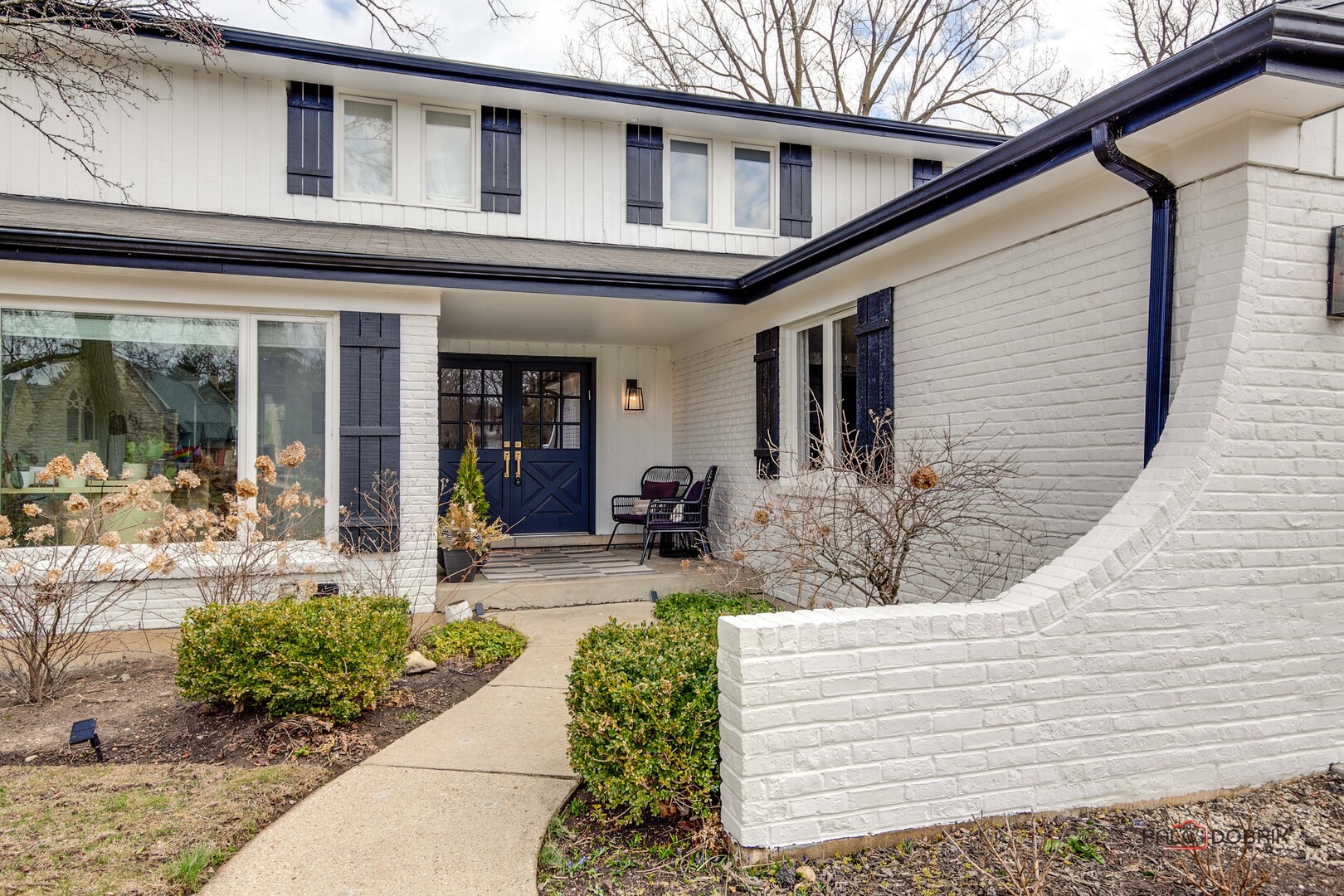 555 Vernon Avenue