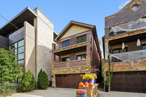 2953 N HONORE Street Chicago IL 60657