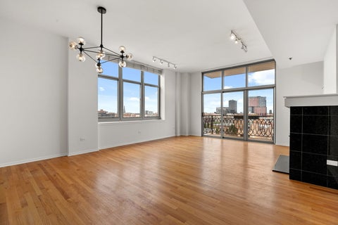 Tiny photo for 1201 W ADAMS Street #801, Chicago, IL 60607 (MLS # 12734338)