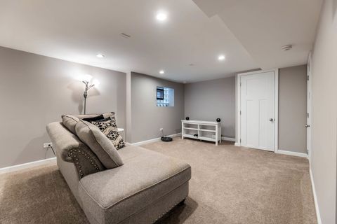 Tiny photo for 7251 S Paxton Avenue, Chicago, IL 60649 (MLS # 12579446)