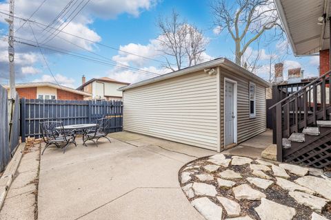 Tiny photo for 7251 S Paxton Avenue, Chicago, IL 60649 (MLS # 12579446)