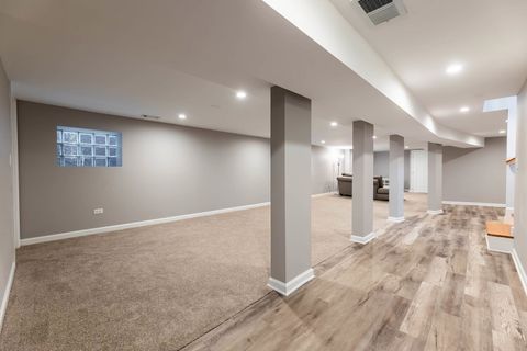Tiny photo for 7251 S Paxton Avenue, Chicago, IL 60649 (MLS # 12579446)