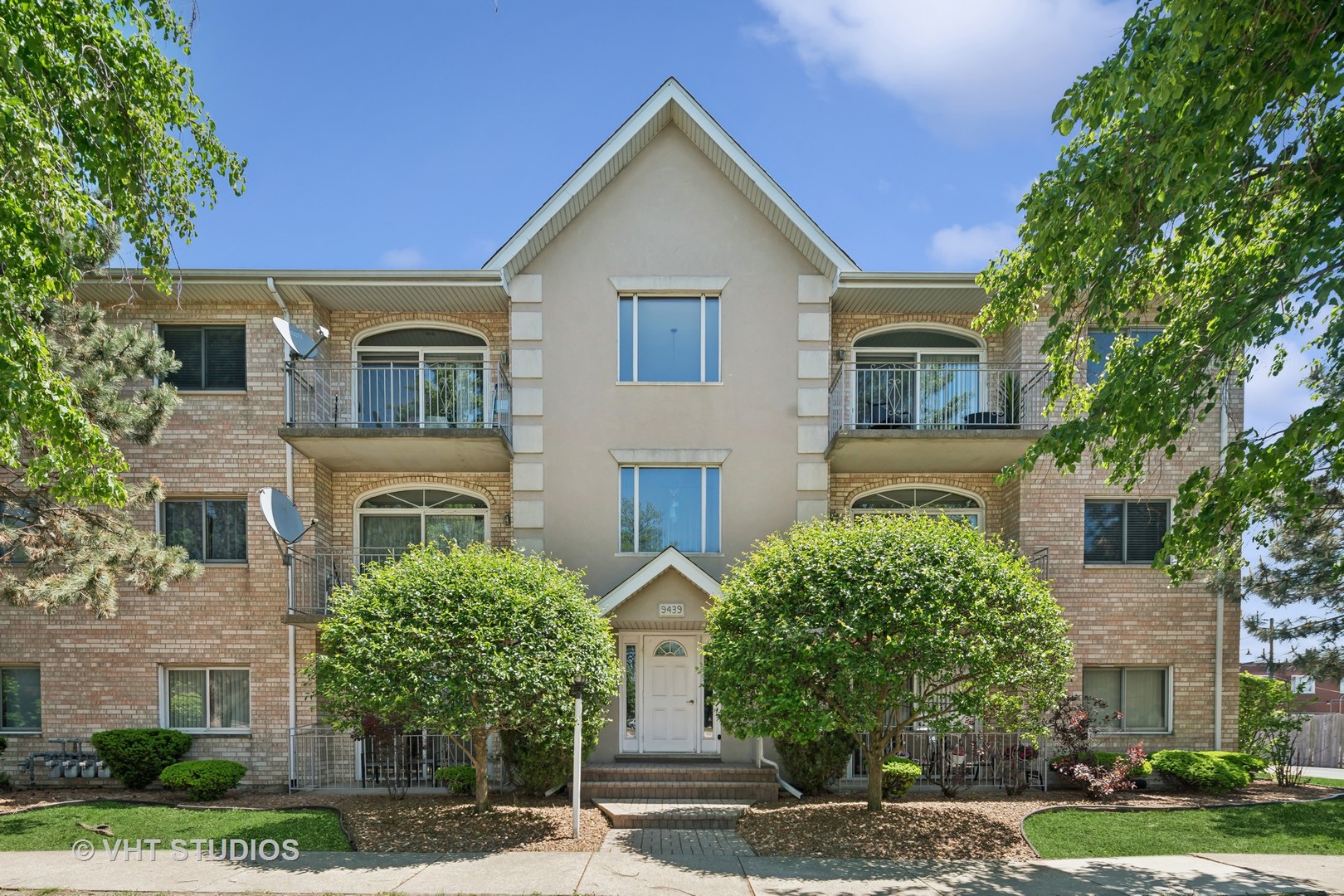 9439 S 79th Avenue 102