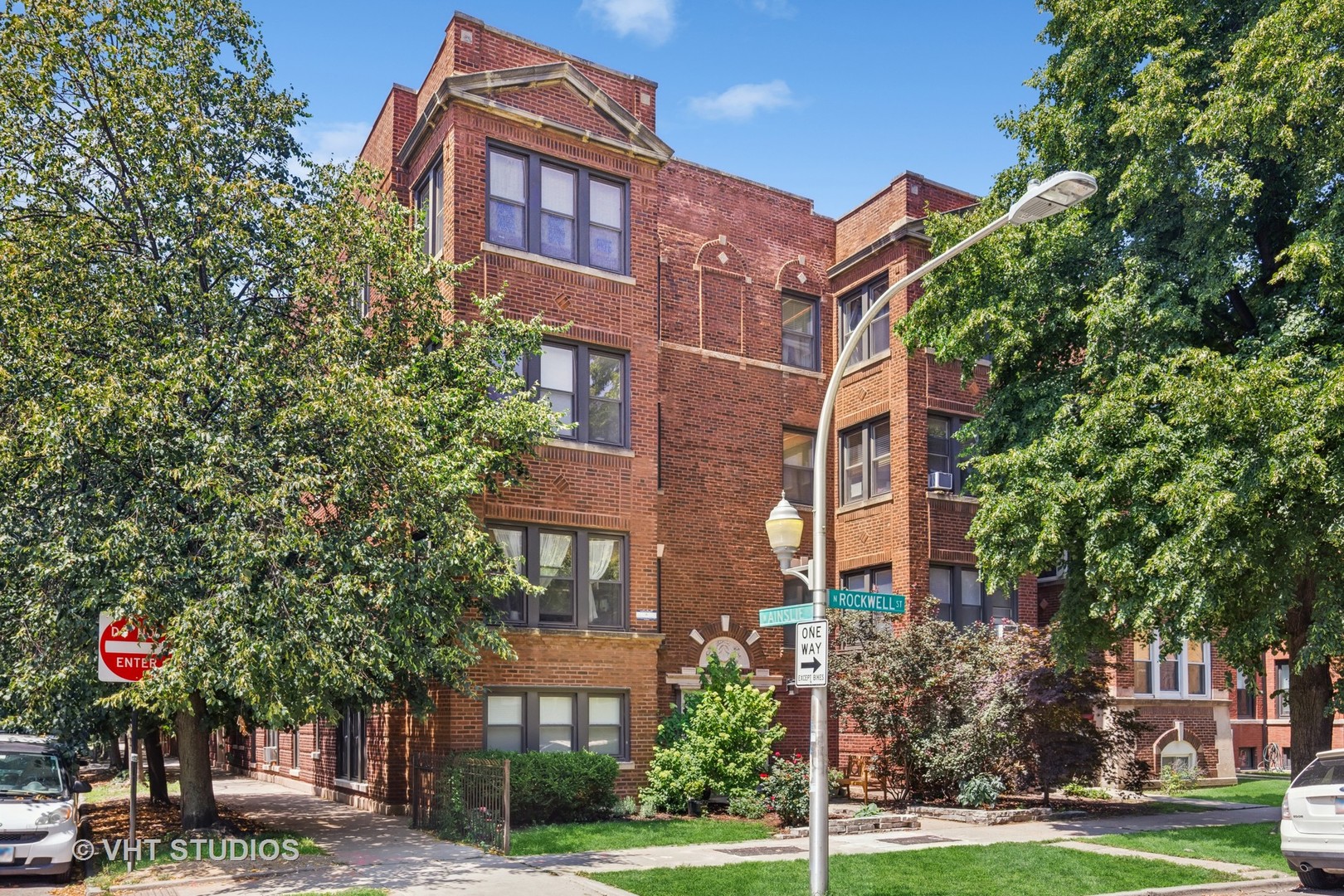 2606 W AINSLIE Street 3E