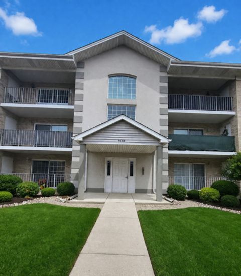 Photo of 9138 W 95TH Street #3B, Hickory Hills, IL 60457 (MLS # 12583232)