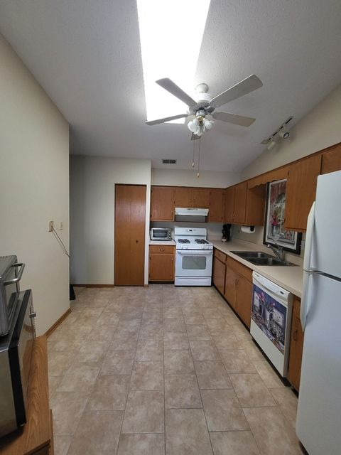 Tiny photo for 9138 W 95TH Street #3B, Hickory Hills, IL 60457 (MLS # 12583232)