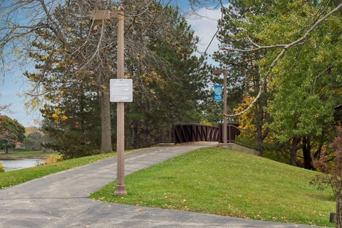 Tiny photo for 3 Timber Lane #10, Vernon Hills, IL 60061 (MLS # 12797781)