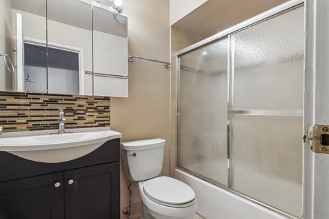 Tiny photo for 3 Timber Lane #10, Vernon Hills, IL 60061 (MLS # 12797781)