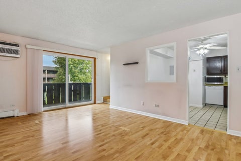 Tiny photo for 3 Timber Lane #10, Vernon Hills, IL 60061 (MLS # 12797781)