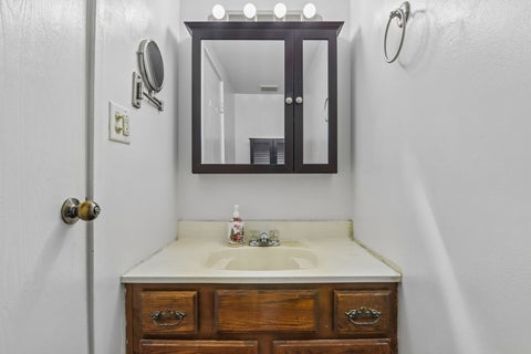Tiny photo for 3 Timber Lane #10, Vernon Hills, IL 60061 (MLS # 12797781)