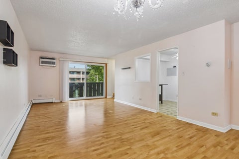 Tiny photo for 3 Timber Lane #10, Vernon Hills, IL 60061 (MLS # 12797781)