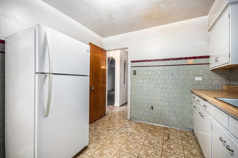 Tiny photo for 1637 Scoville Avenue, Berwyn, IL 60402 (MLS # 12536756)