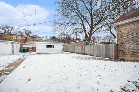 Tiny photo for 1637 Scoville Avenue, Berwyn, IL 60402 (MLS # 12536756)