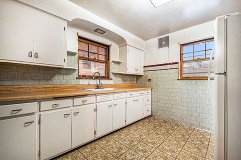 Tiny photo for 1637 Scoville Avenue, Berwyn, IL 60402 (MLS # 12536756)