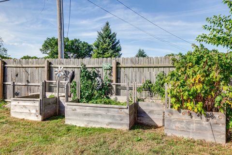 Tiny photo for 1120 Fulton Avenue, Winthrop Harbor, IL 60096 (MLS # 12463683)