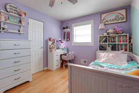 Tiny photo for 1120 Fulton Avenue, Winthrop Harbor, IL 60096 (MLS # 12463683)