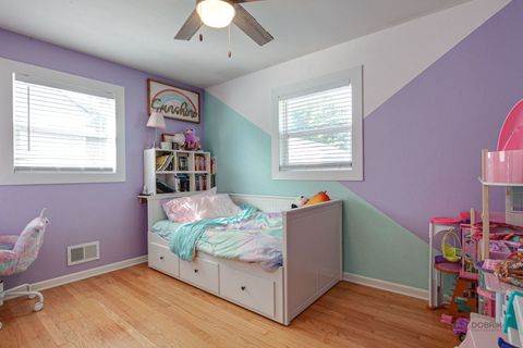 Tiny photo for 1120 Fulton Avenue, Winthrop Harbor, IL 60096 (MLS # 12463683)