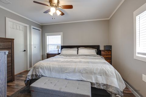 Tiny photo for 1120 Fulton Avenue, Winthrop Harbor, IL 60096 (MLS # 12463683)