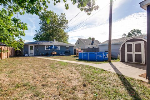 Tiny photo for 1120 Fulton Avenue, Winthrop Harbor, IL 60096 (MLS # 12463683)