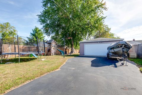 Tiny photo for 1120 Fulton Avenue, Winthrop Harbor, IL 60096 (MLS # 12463683)