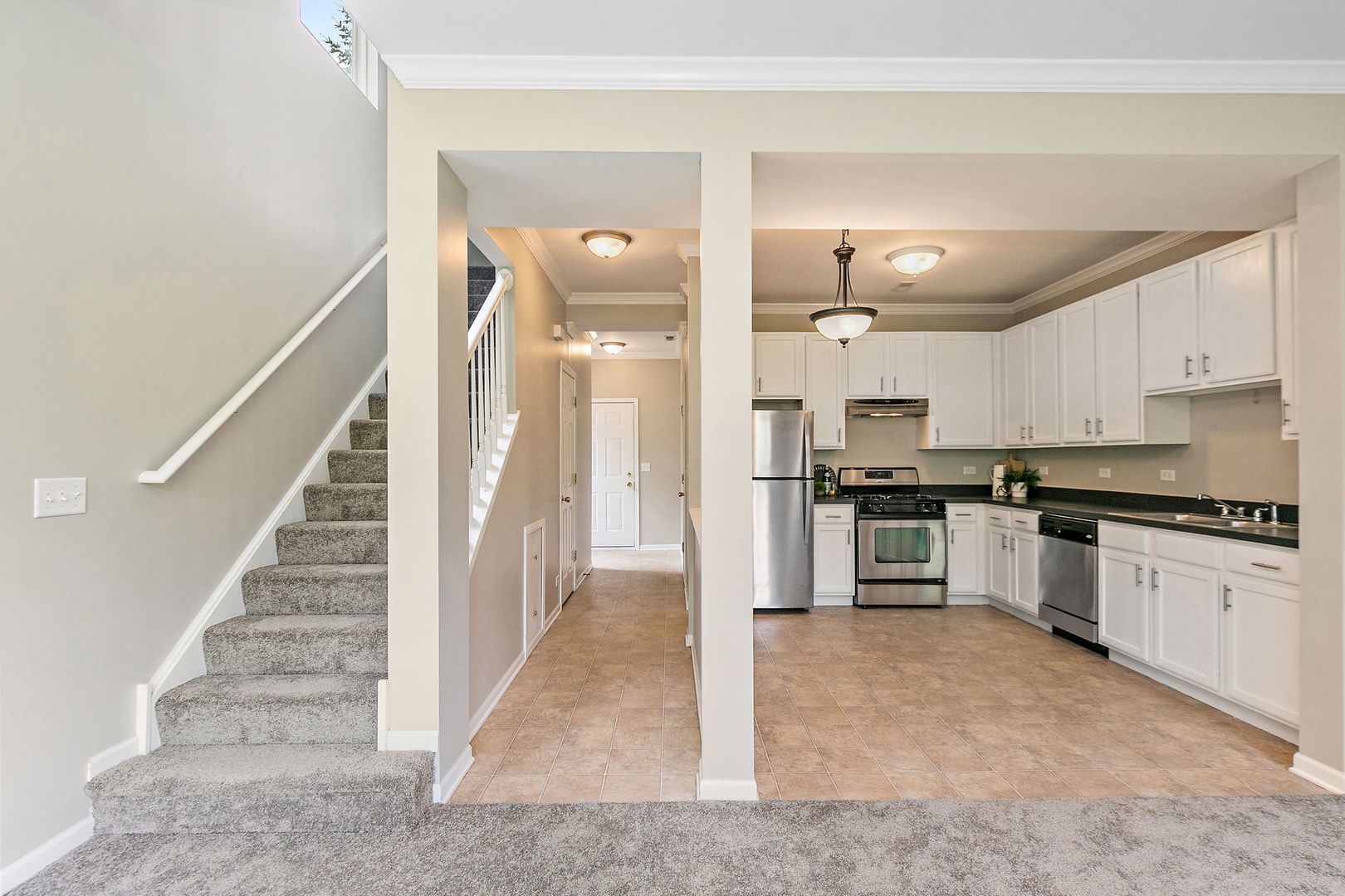 2284 Flagstone Lane
