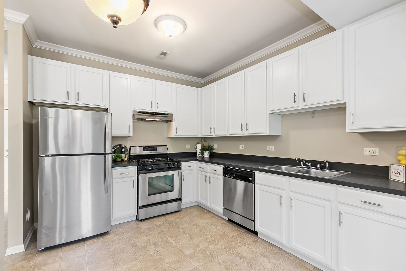 2284 Flagstone Lane