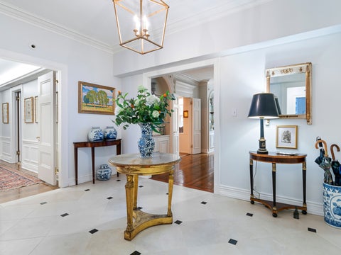 Tiny photo for 232 E WALTON Place #5E, Chicago, IL 60611 (MLS # 12676893)