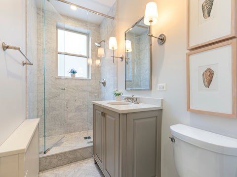 Tiny photo for 232 E WALTON Place #5E, Chicago, IL 60611 (MLS # 12676893)