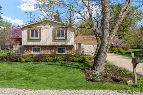 Tiny photo for N385 Silverleaf Boulevard, Wheaton, IL 60187 (MLS # 12662141)