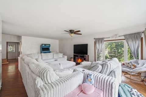 Tiny photo for 627 E Main Street, Ottawa, IL 61350 (MLS # 12710015)