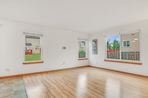 Tiny photo for 13155 W Yorkshire Lane, Beach Park, IL 60083 (MLS # 12452268)