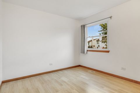 Tiny photo for 13155 W Yorkshire Lane, Beach Park, IL 60083 (MLS # 12452268)