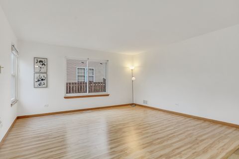 Tiny photo for 13155 W Yorkshire Lane, Beach Park, IL 60083 (MLS # 12452268)