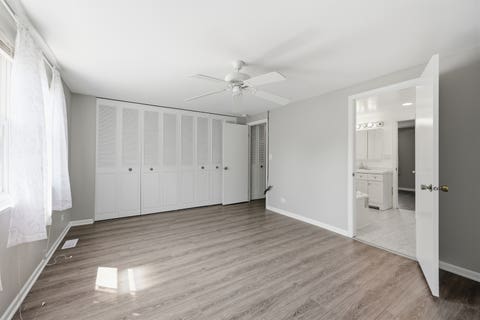 Tiny photo for 809 Bishop Court, Schaumburg, IL 60194 (MLS # 12725443)