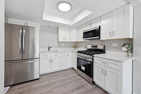 Tiny photo for 809 Bishop Court, Schaumburg, IL 60194 (MLS # 12725443)