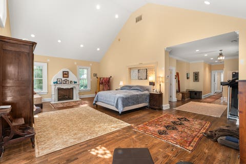 Tiny photo for 201 Scottswood Road, Riverside, IL 60546 (MLS # 12693921)