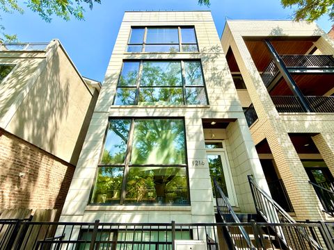1216 W Hubbard Street 3 Chicago IL 60642