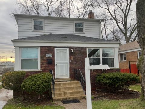 Photo of 12620 S Racine Avenue, Calumet Park, IL 60827 (MLS # 12591339)