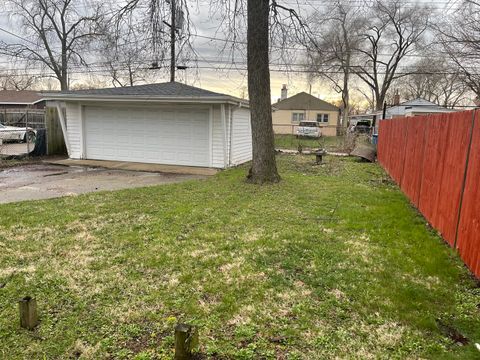 Tiny photo for 12620 S Racine Avenue, Calumet Park, IL 60827 (MLS # 12591339)