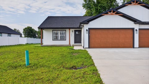 Tiny photo for 902 W South Street, Lexington, IL 61753 (MLS # 12698961)
