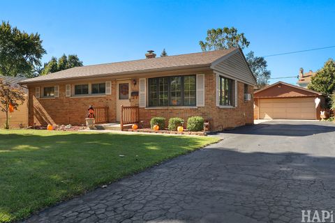 Photo of 311 Brown Street, Wauconda, IL 60084 (MLS # 12492801)