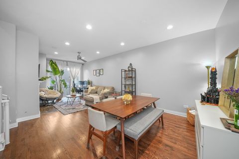 Tiny photo for 909 W Ohio Street #12, Chicago, IL 60642 (MLS # 12540997)