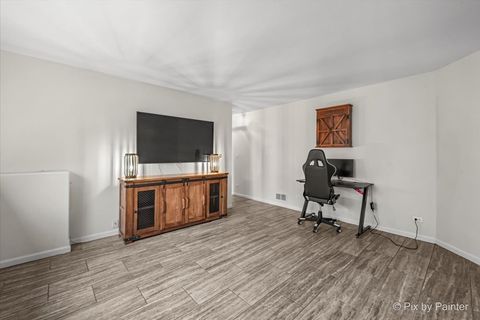 Tiny photo for 659 S Rosehall Lane, Round Lake, IL 60073 (MLS # 12497795)