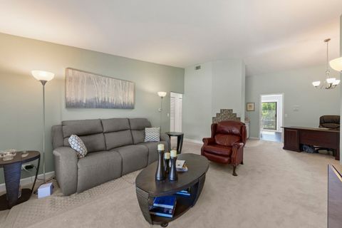 Tiny photo for 1714 S Washington Street #1714, Naperville, IL 60565 (MLS # 12683773)