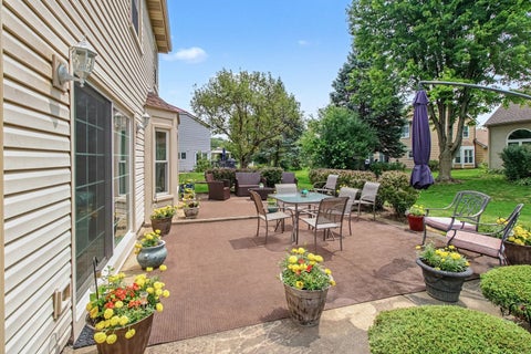 Tiny photo for 1709 Liberty Court, Mount Prospect, IL 60056 (MLS # 12756125)