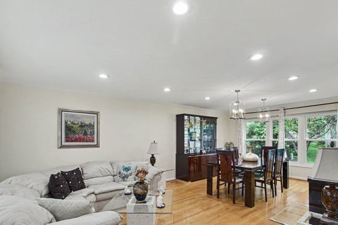 Tiny photo for 1709 Liberty Court, Mount Prospect, IL 60056 (MLS # 12756125)