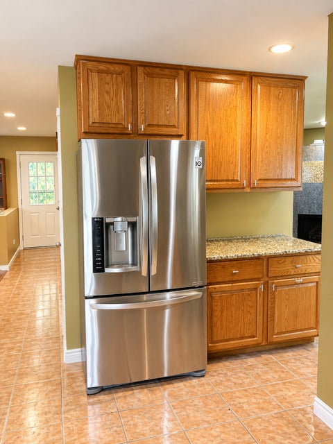 Tiny photo for 378 Thorncliffe Heights, Glendale Heights, IL 60139 (MLS # 12766189)